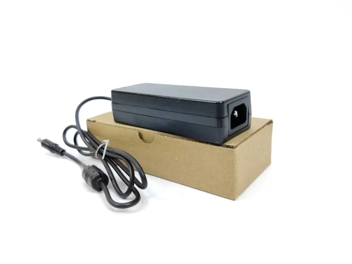 Produktfoto 1 von Mean Well GST60A15-P1J