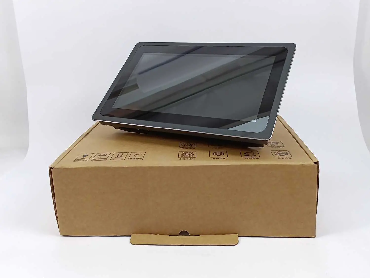 Produktfoto 1 von Xcipc ITX37U-L26 3217U