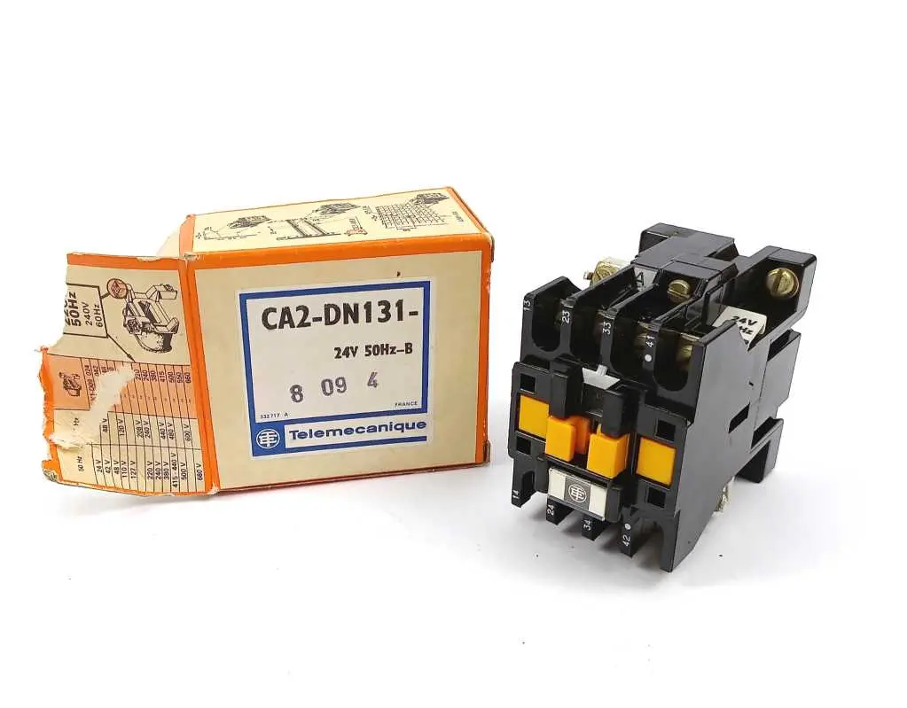Produktfoto 1 von TELEMECANIQUE CA2-DN131