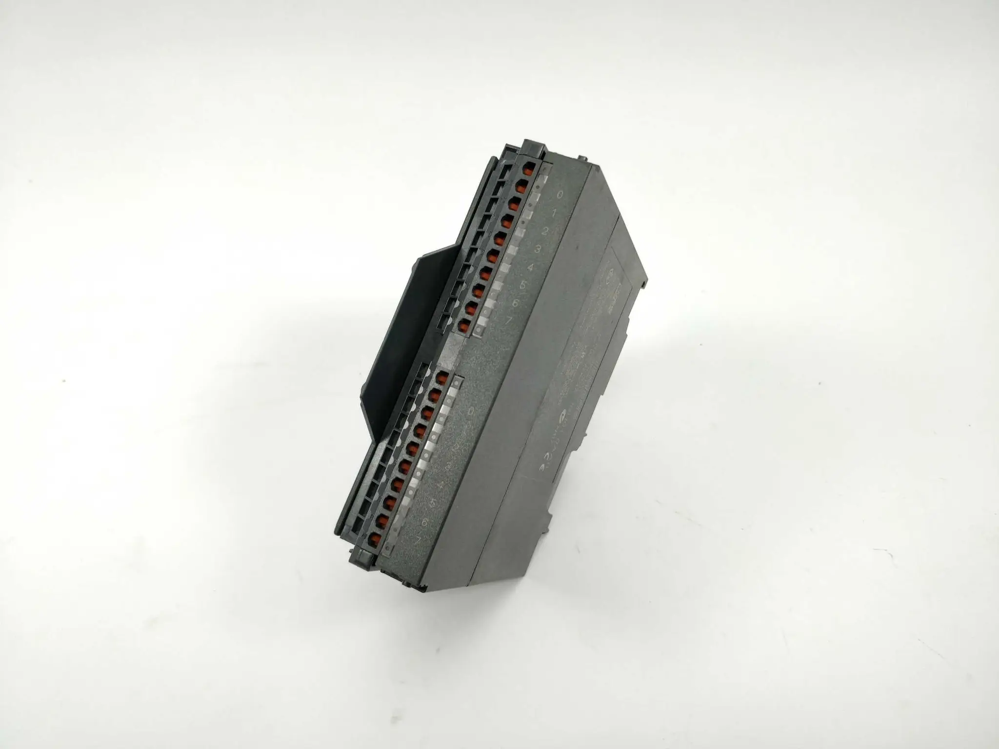 Produktfoto 1 von Siemens 6ES7322-1BH01-0AA0