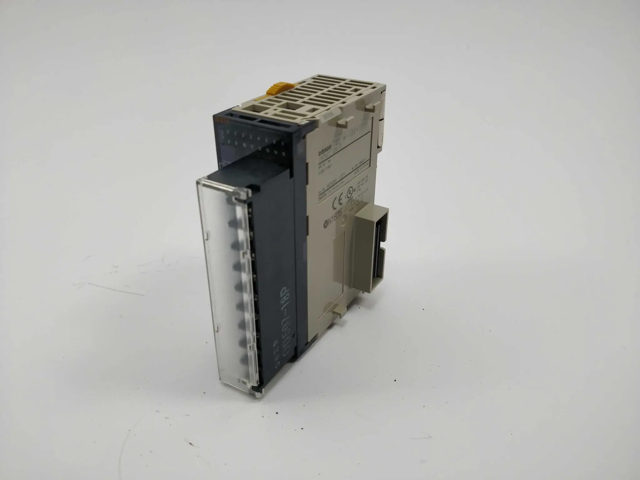 Produktfoto 1 von OMRON CJ1W-ID211