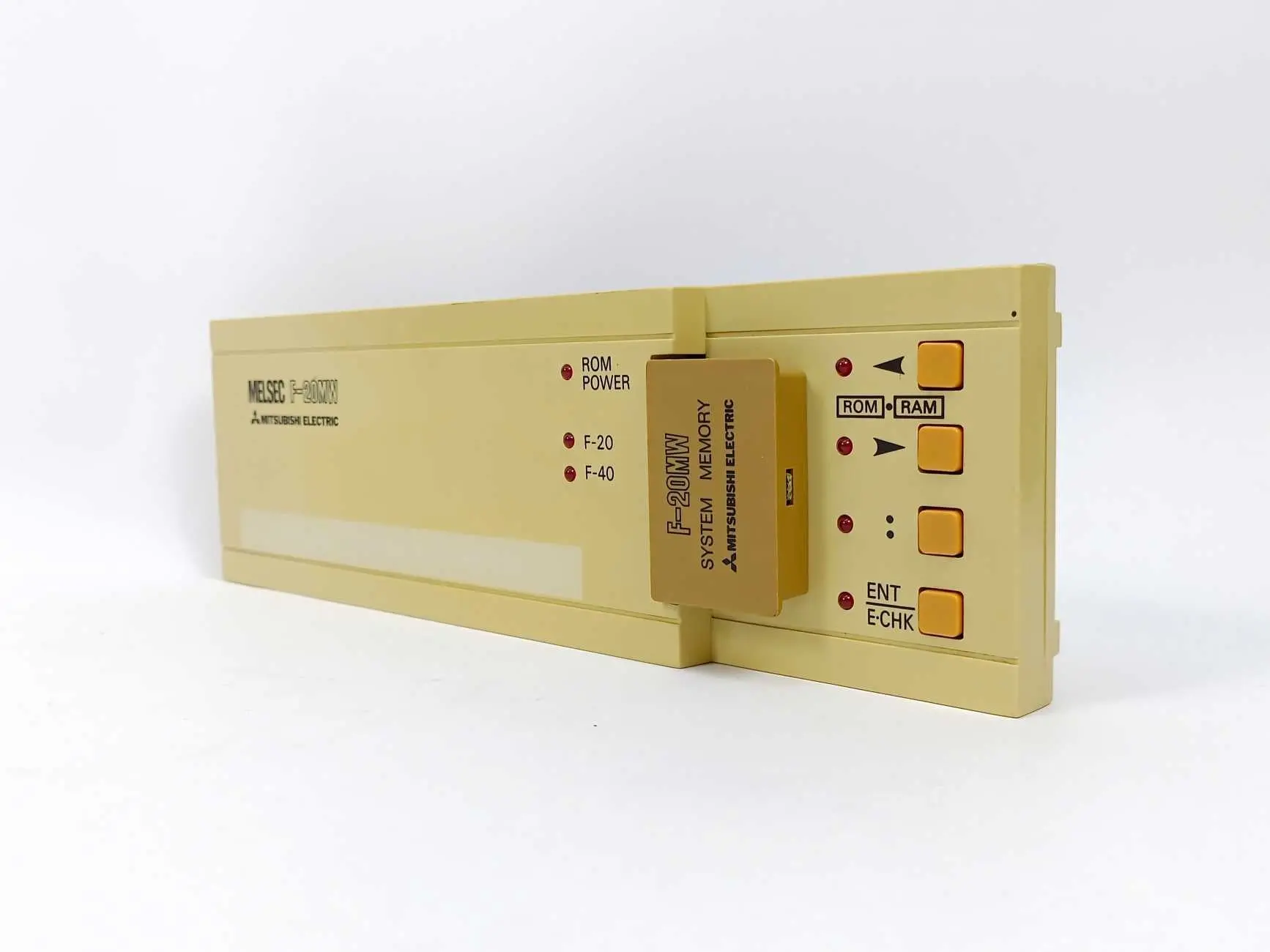 Produktfoto 1 von Mitsubishi F-20MW