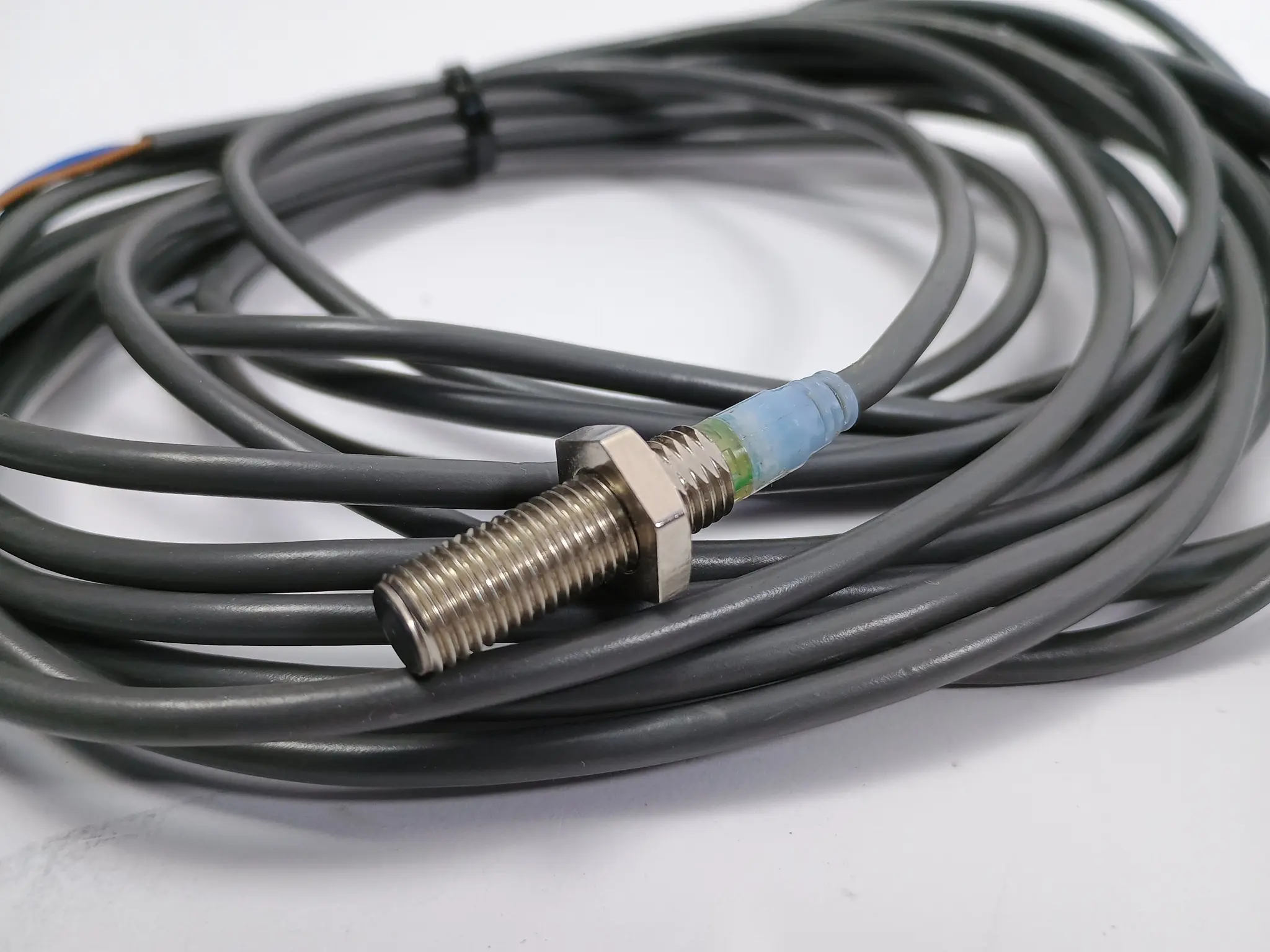Produktfoto 1 von OMRON E2A-S08KS02-WP-B1