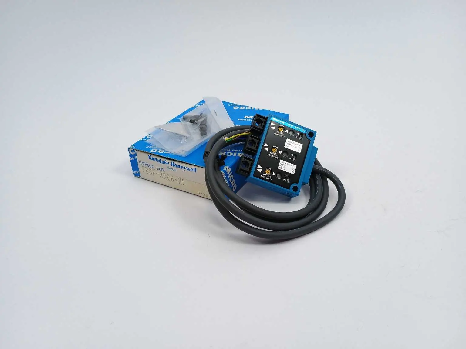 Produktfoto 1 von Yamatake / Honeywell FE5F-3RC6-HE