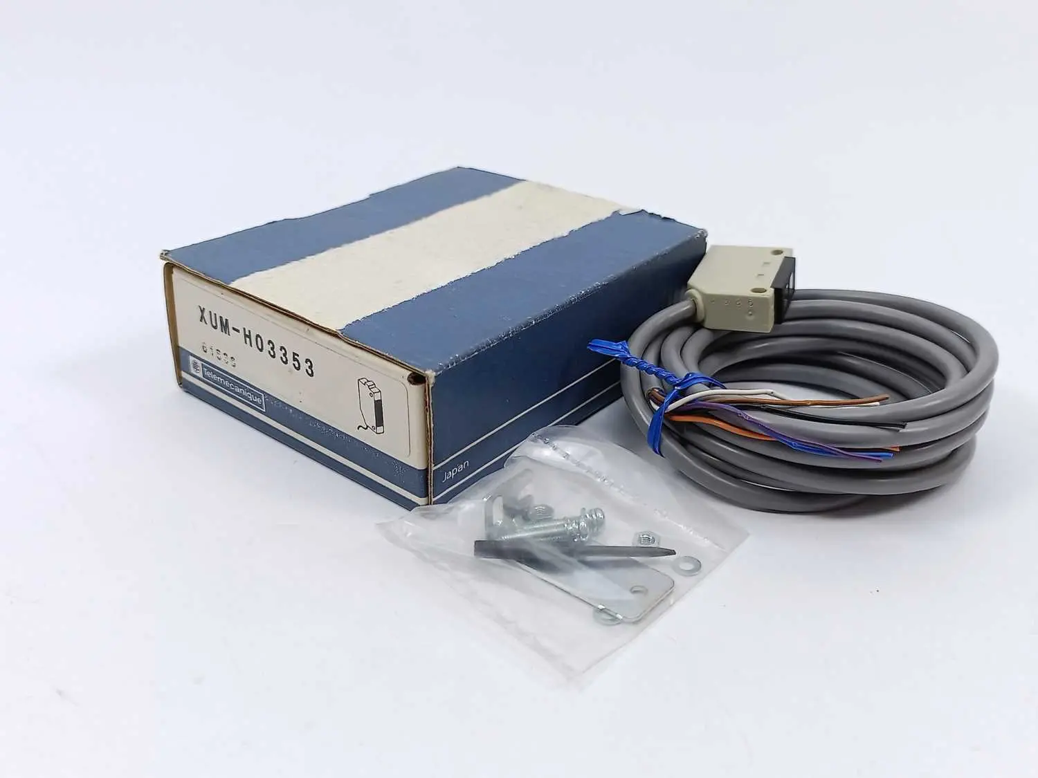 Produktfoto 1 von TELEMECANIQUE XUM-H03353