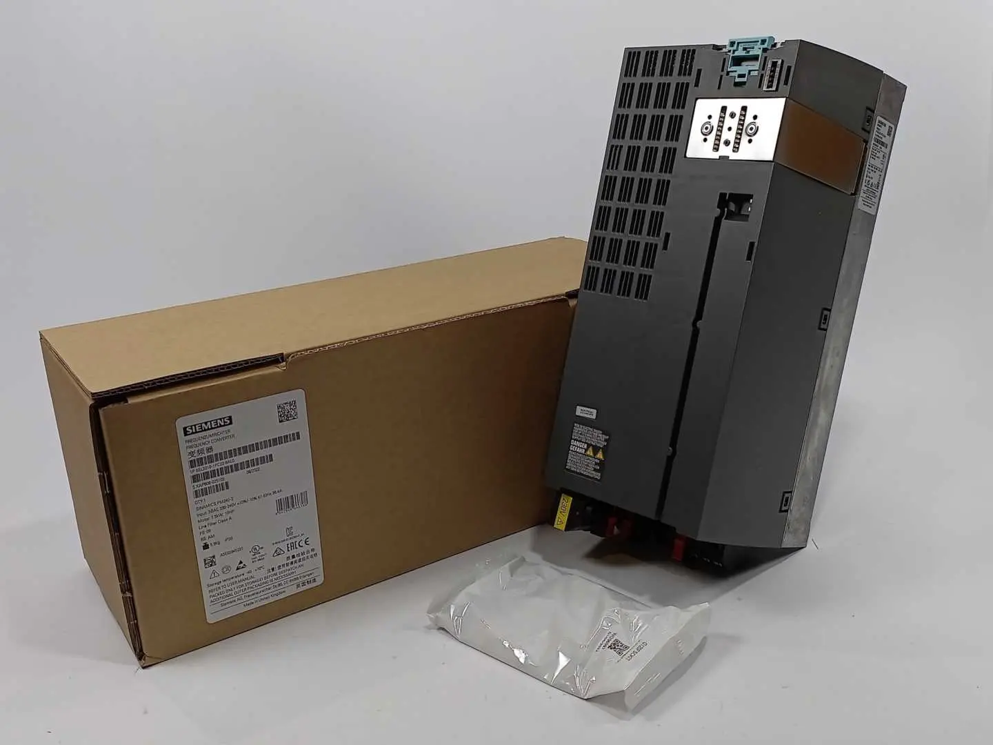 Produktfoto 1 von Siemens 6SL3210-1PC22-8AL0