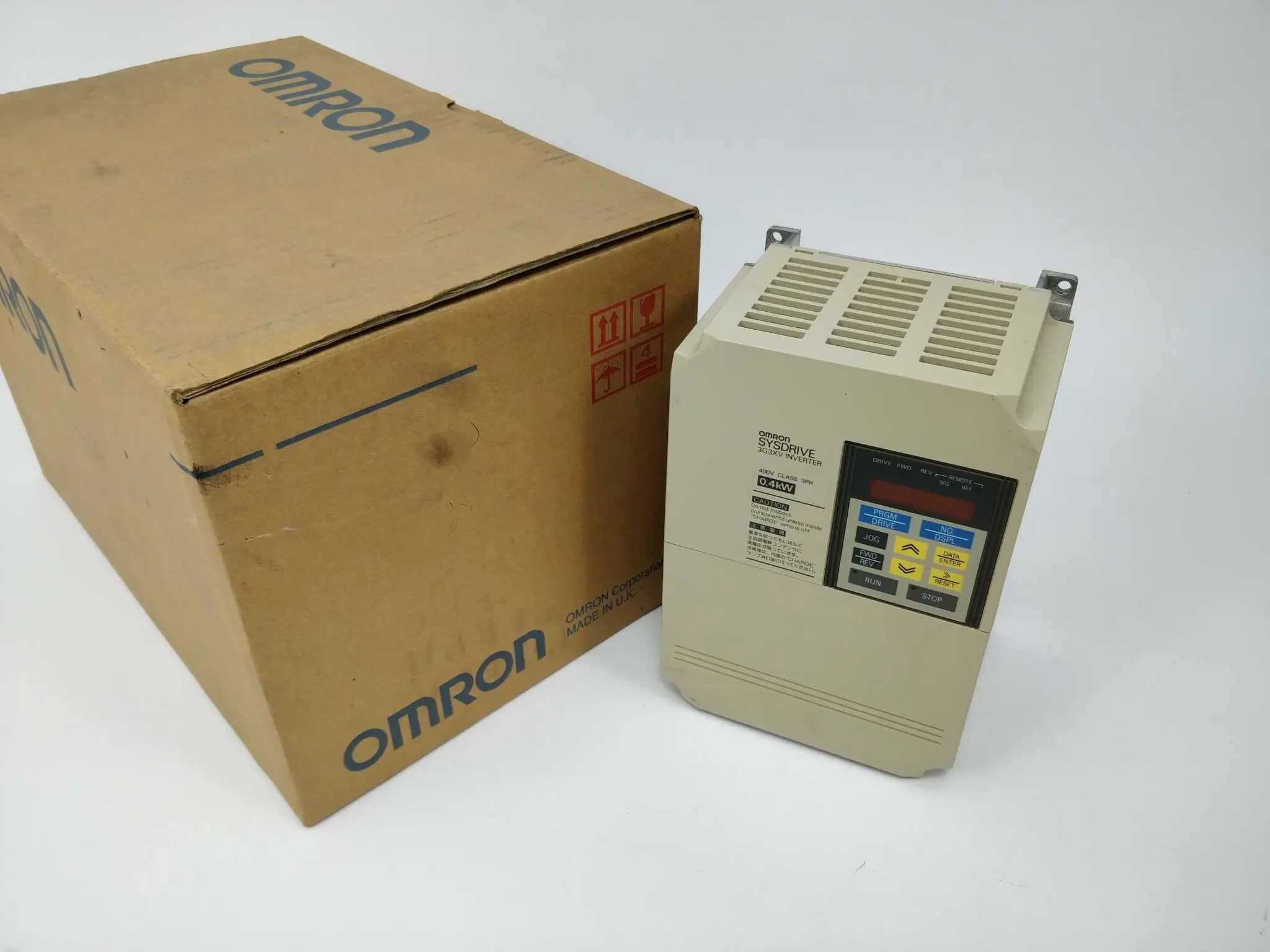 Produktfoto 1 von OMRON 3G3XV-A4004-E