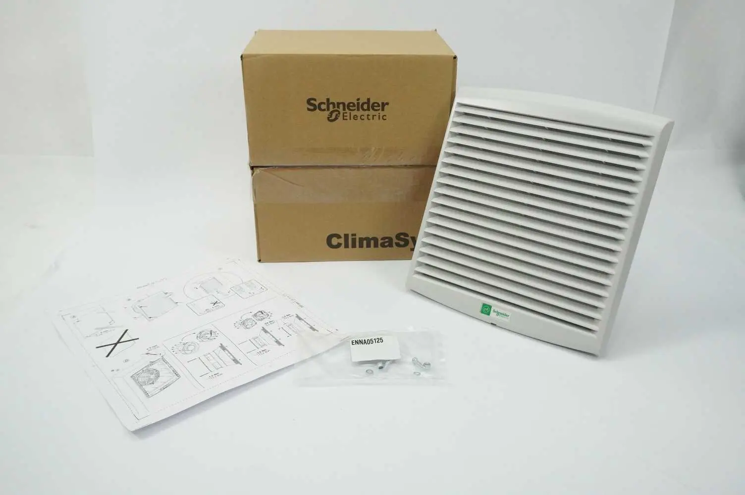Produktfoto 1 von SchneiderE NSYCVF300M24DPF