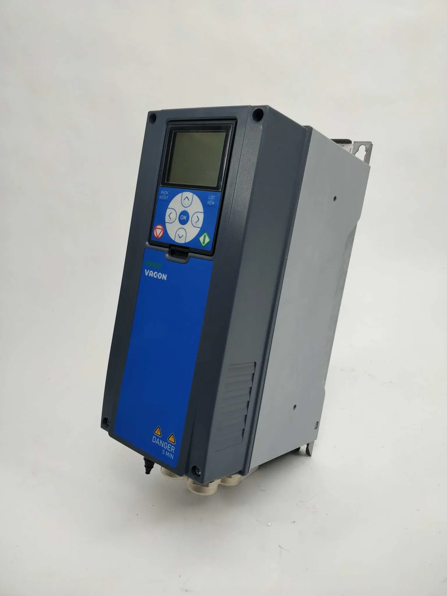 Vacon / Danfoss VACON0100-3L-0003-4-HVAC+SBF2+IP54+FL02+DLDK