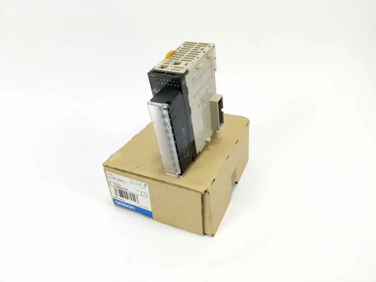 Produktfoto 1 von OMRON CJ1W-OD211