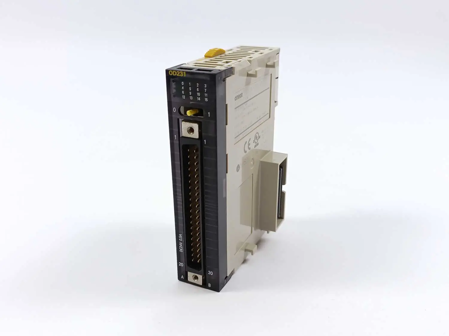 Produktfoto 1 von OMRON CJ1W-OD231