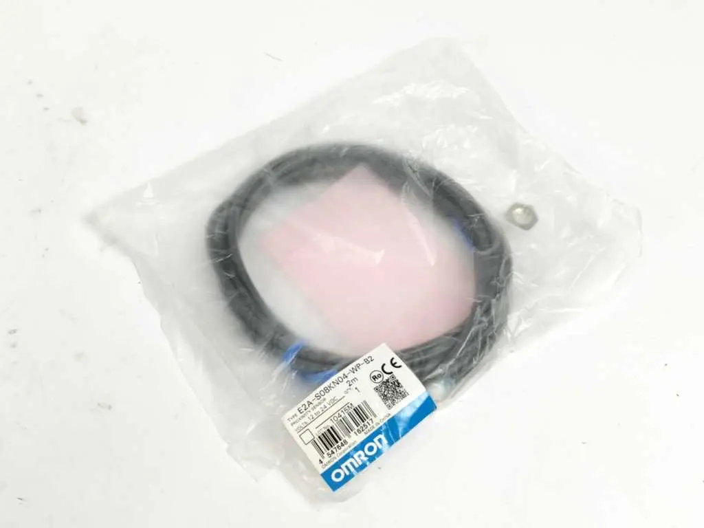 Produktfoto 1 von OMRON E2A-S08KN04-WP-B2