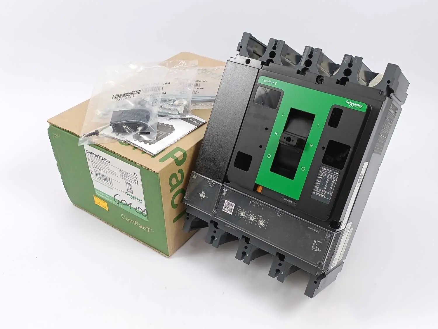 Produktfoto 1 von SchneiderE C40N42D400
