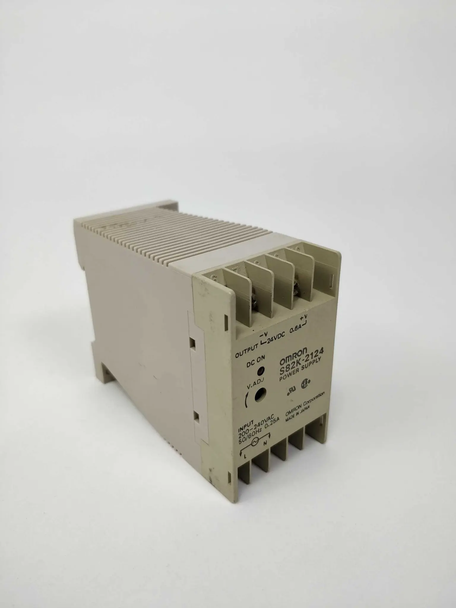 Produktfoto 1 von OMRON S82K-2124
