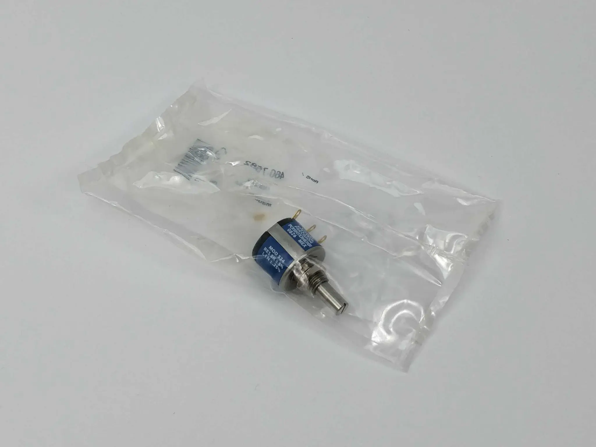 Produktfoto 1 von Vishay 534B1502JLB