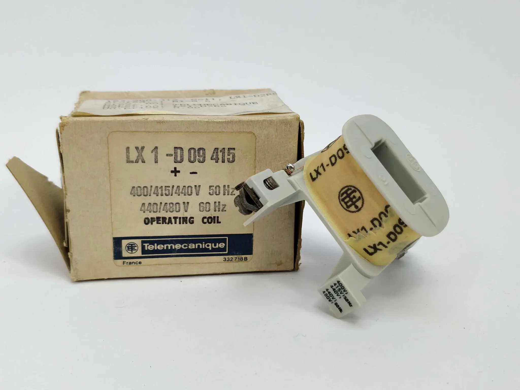 Produktfoto 1 von TELEMECANIQUE LX1-D09415