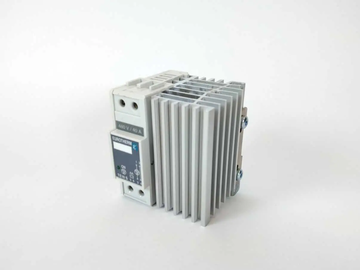 Produktfoto 1 von Eurotherm TE10S/40A/4B0V/LGC/96/00