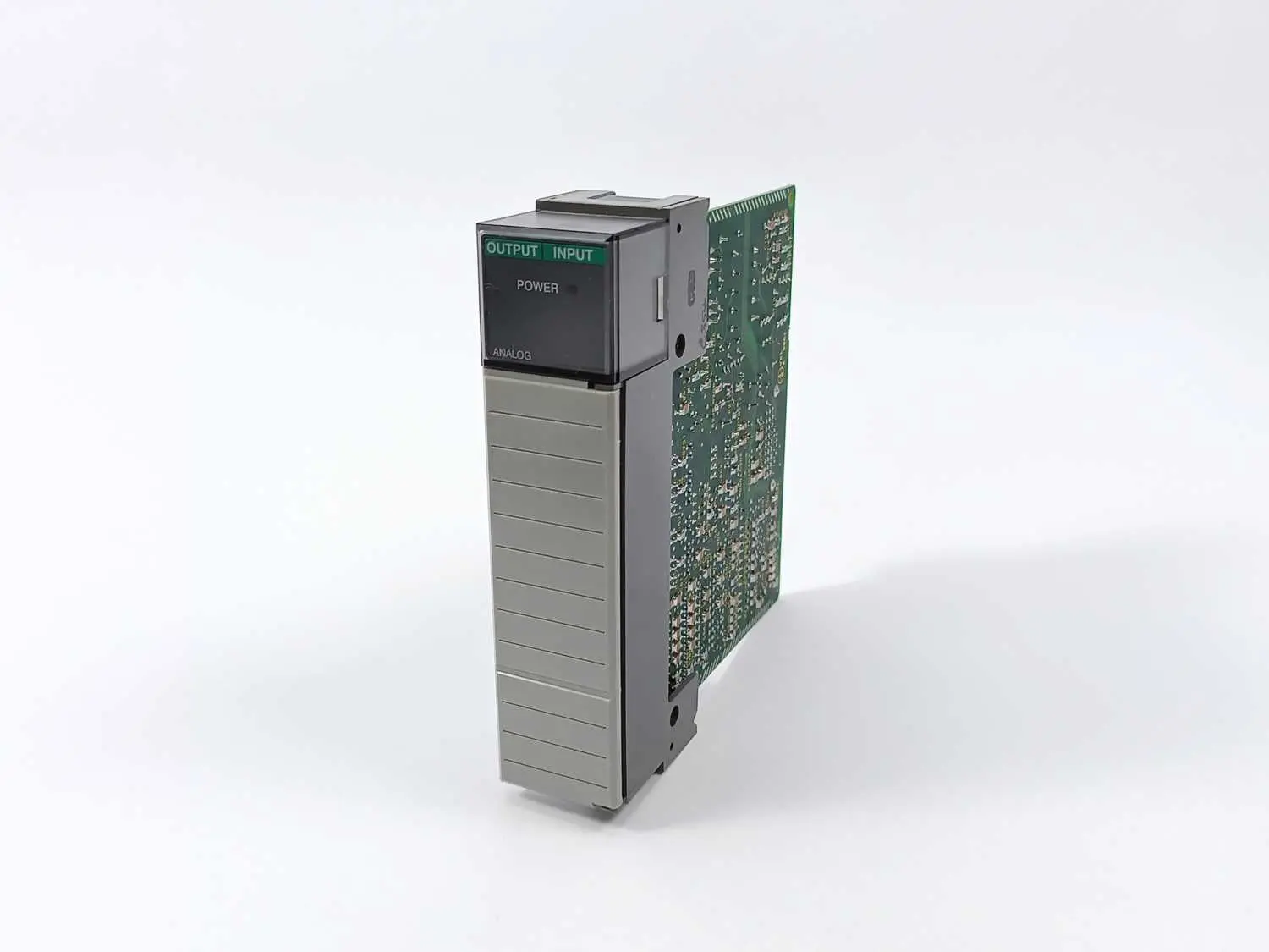 Produktfoto 1 von AB 1746-NIO4V