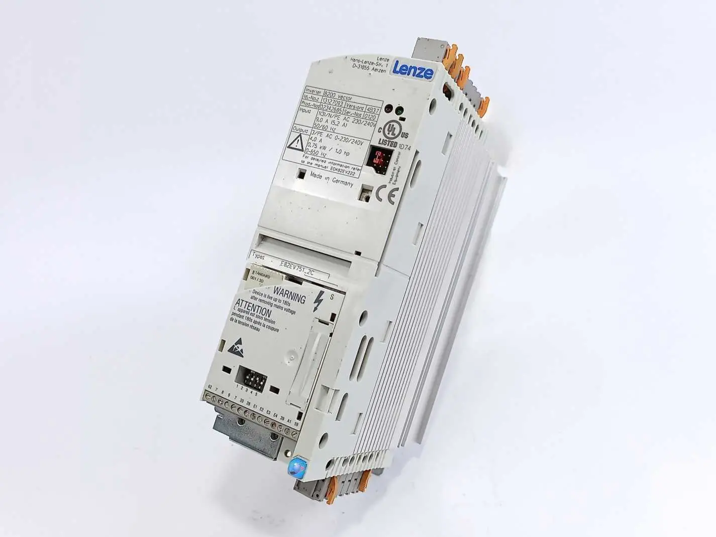 Produktfoto 1 von LENZE E82EV751_2C