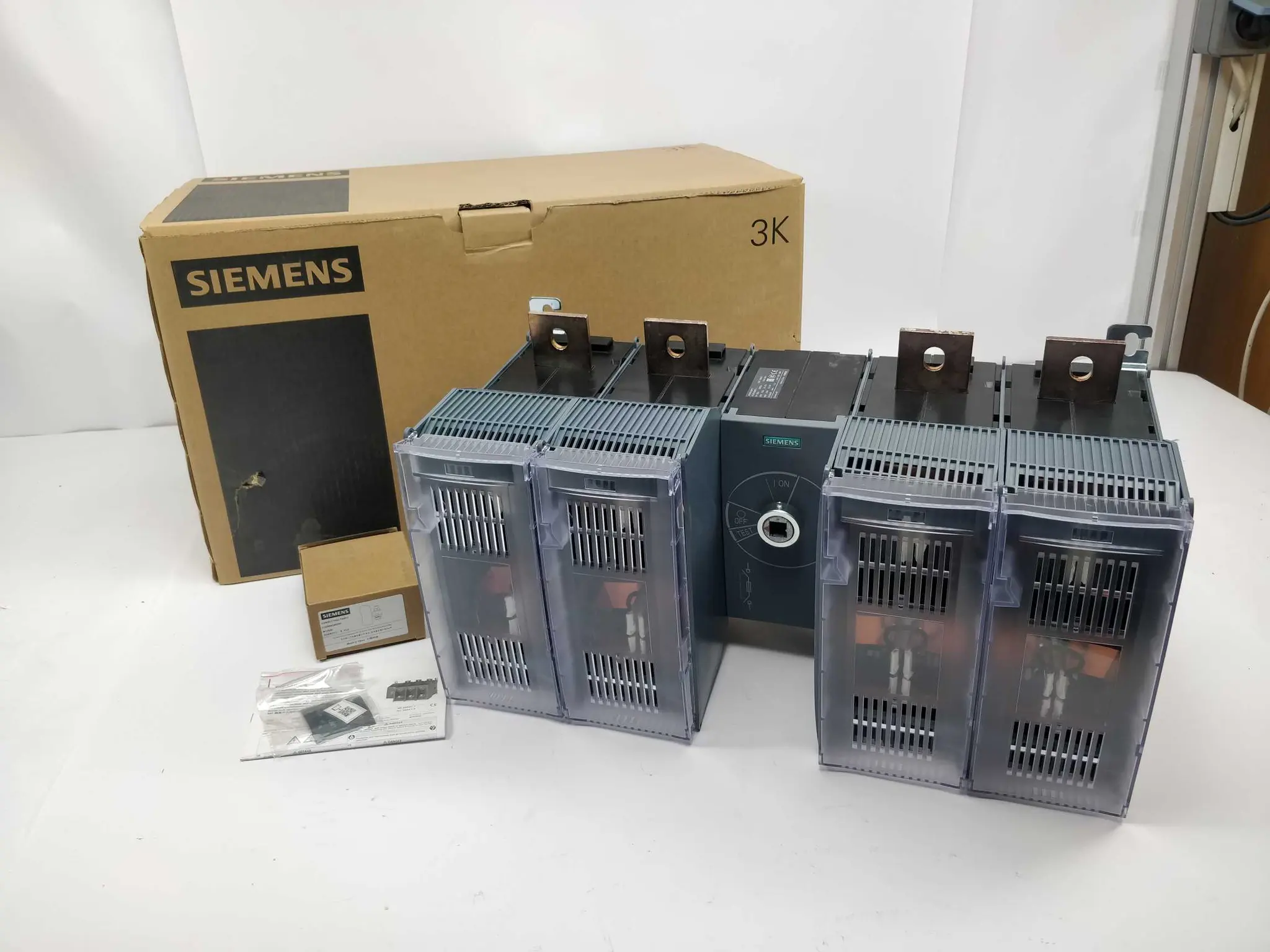 Produktfoto 1 von Siemens 3KF5463-0MF11