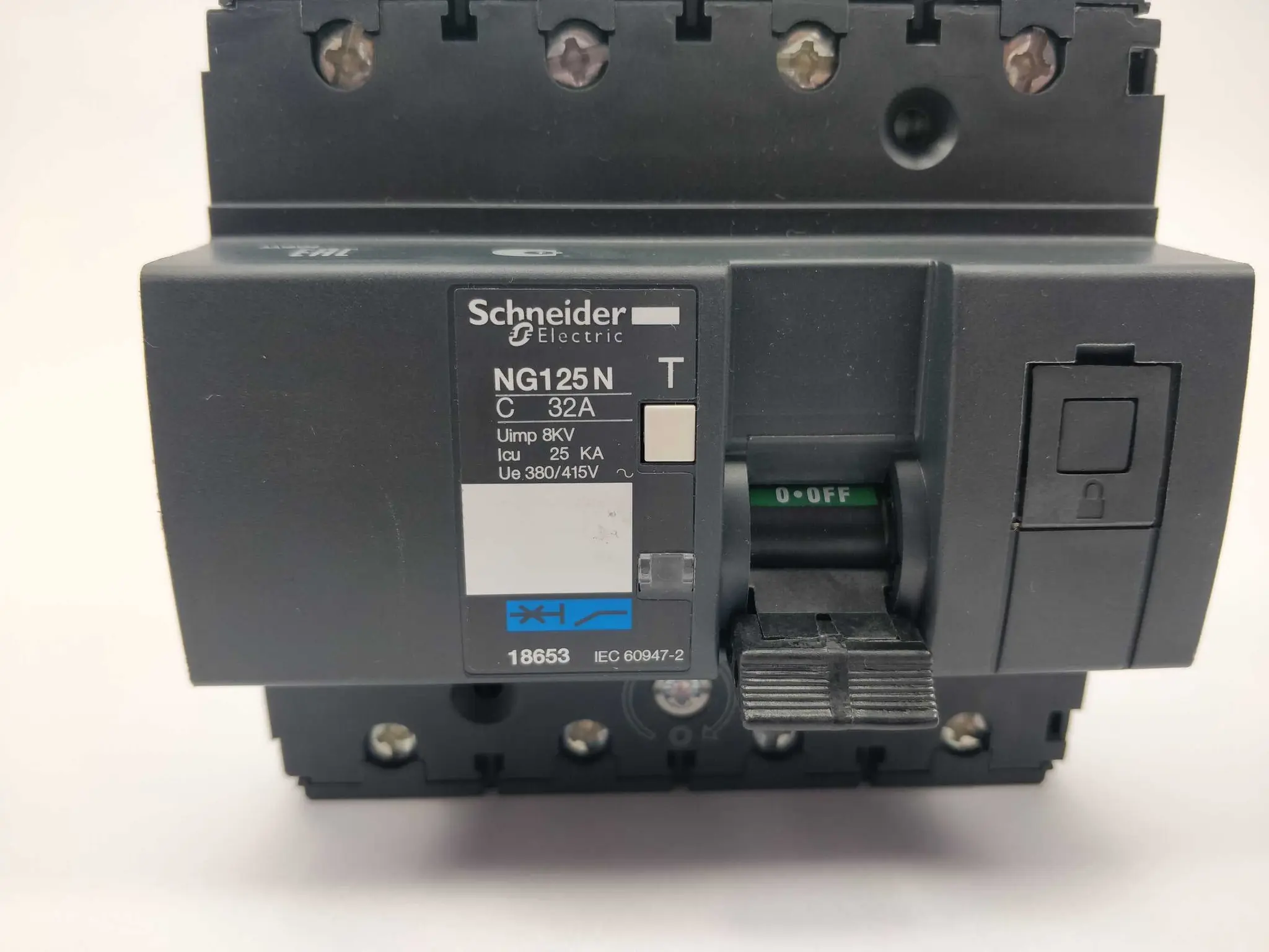Produktfoto 1 von SchneiderE NGT125N C32A