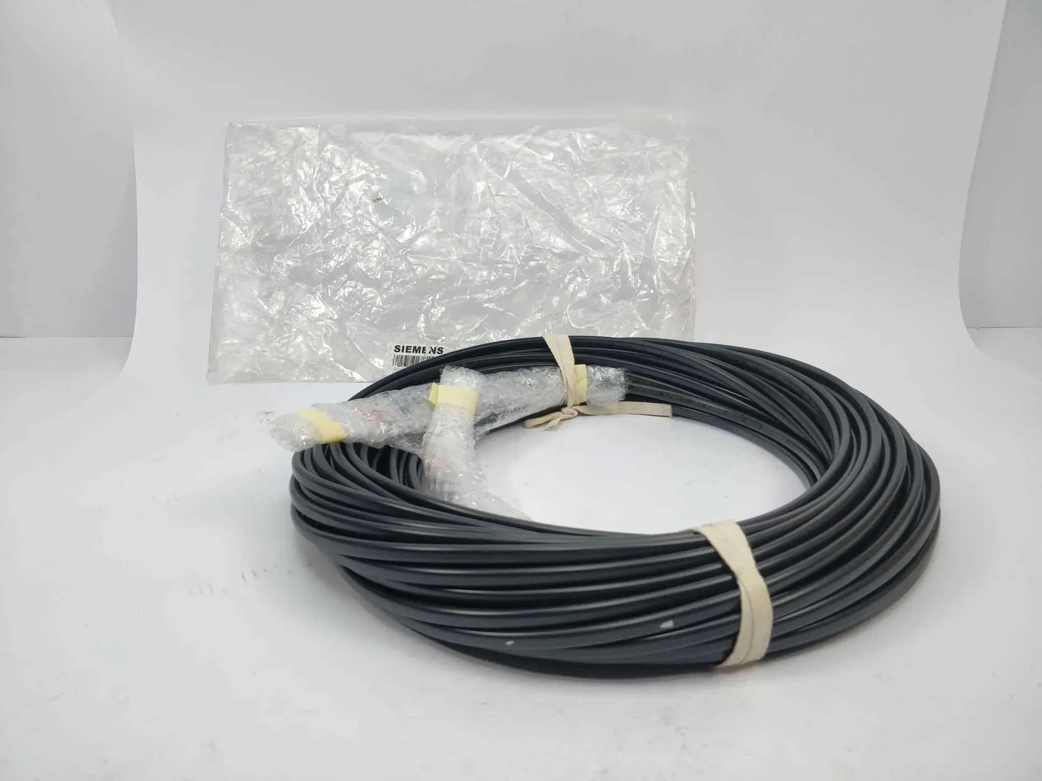 Produktfoto 1 von Siemens 6XV1820-5AH10