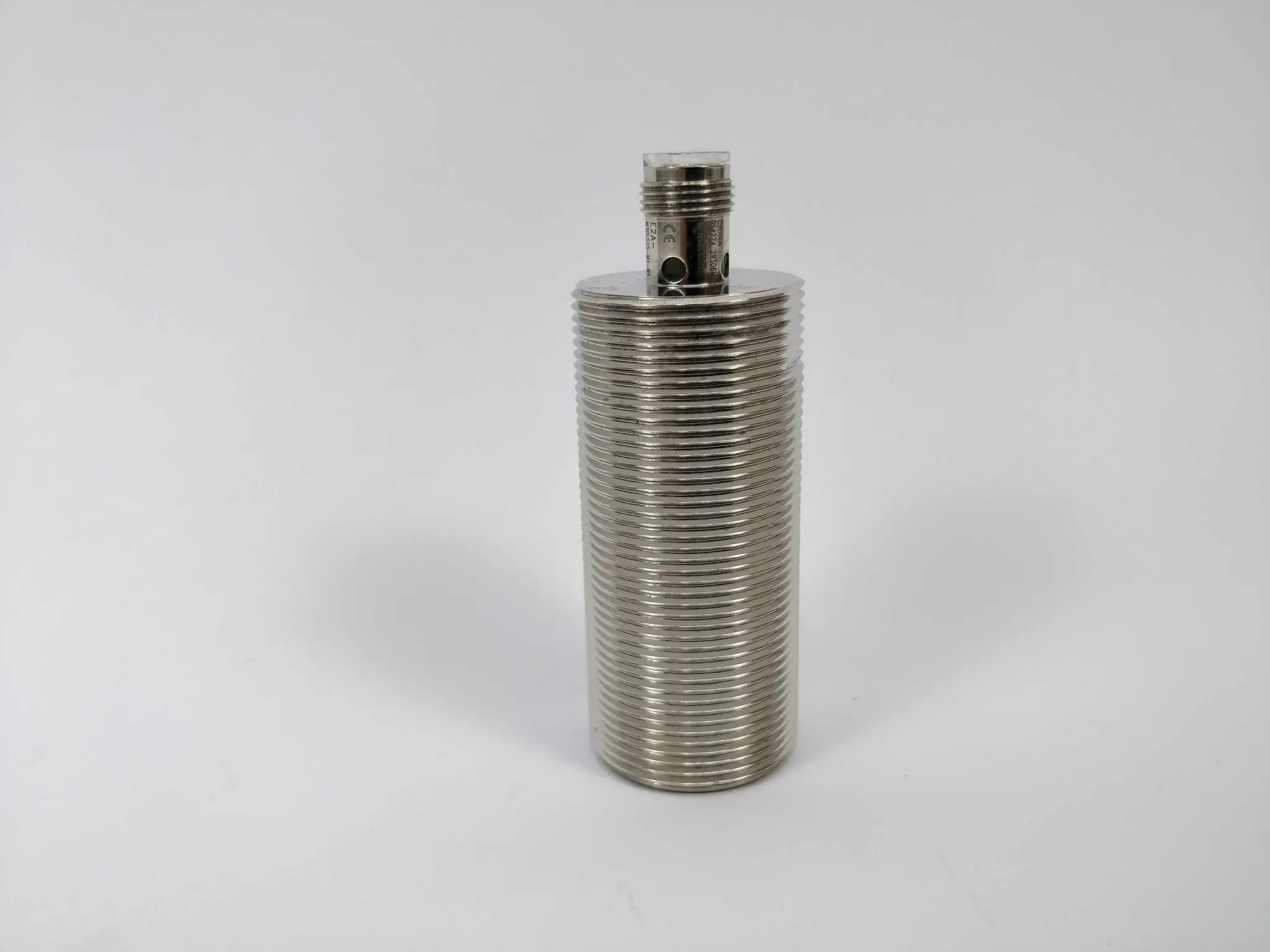Produktfoto 1 von OMRON E2A-M30LS15-M1-B1