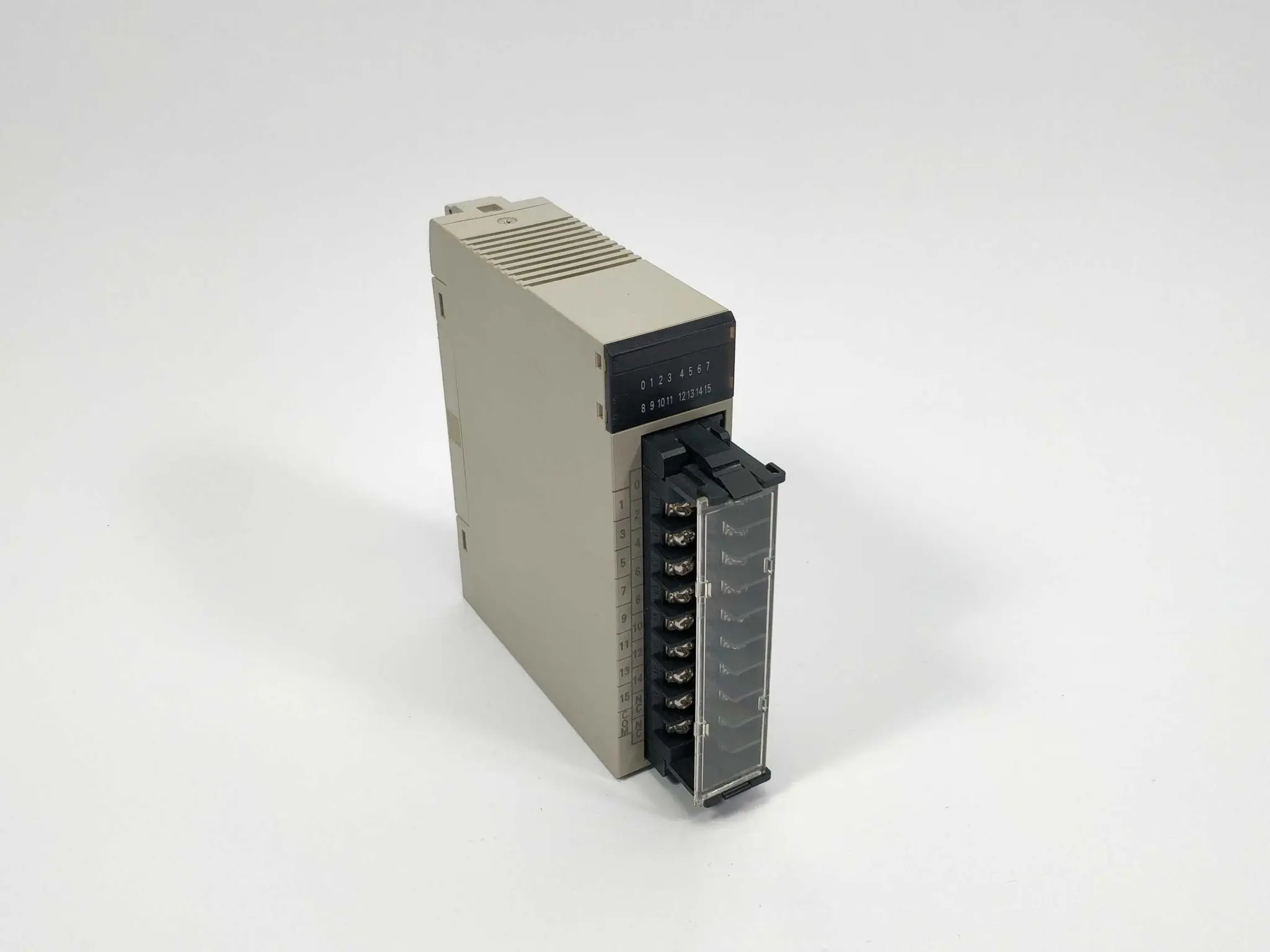 Produktfoto 1 von OMRON C200H-ID212