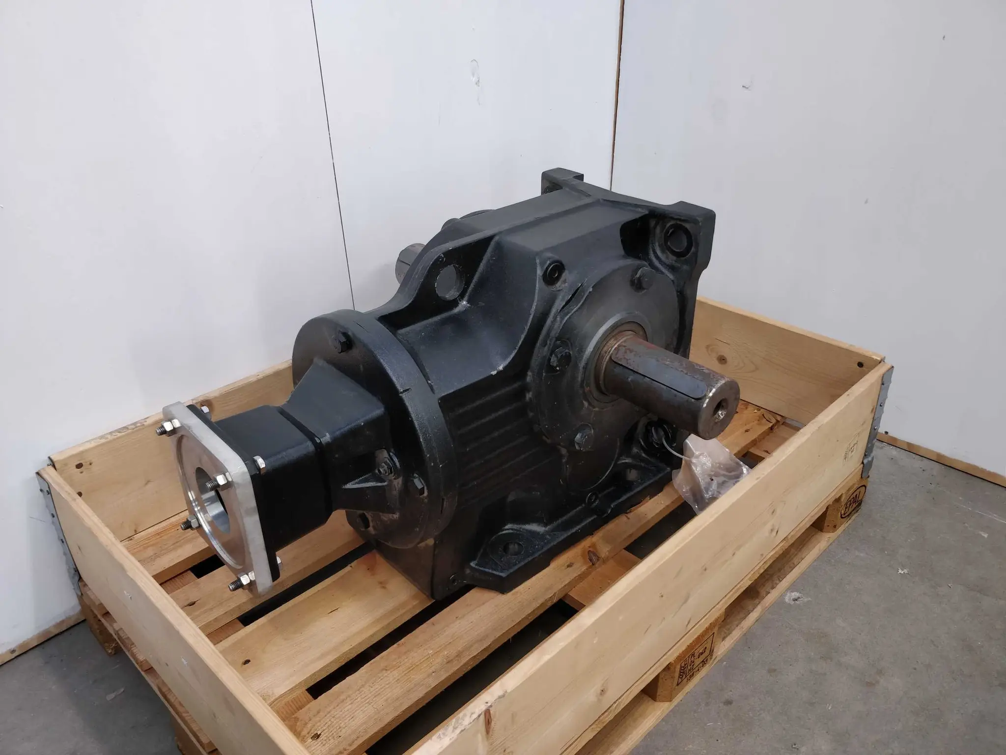 Produktfoto 1 von SEW-EURODRIVE K107 AQA190/2