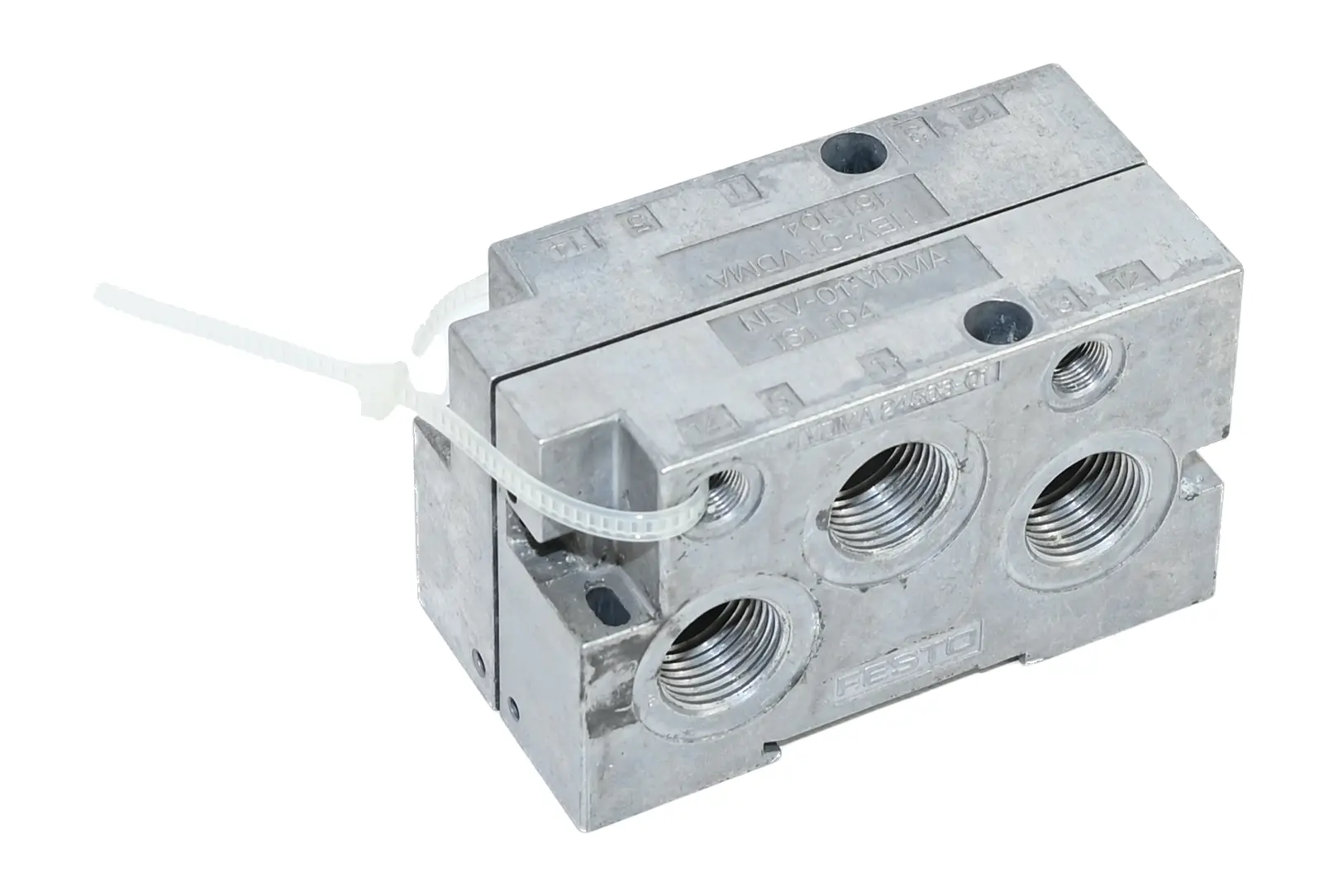 Produktfoto 1 von Festo NEV-01-VDMA 161104 End Plate Kit New without box