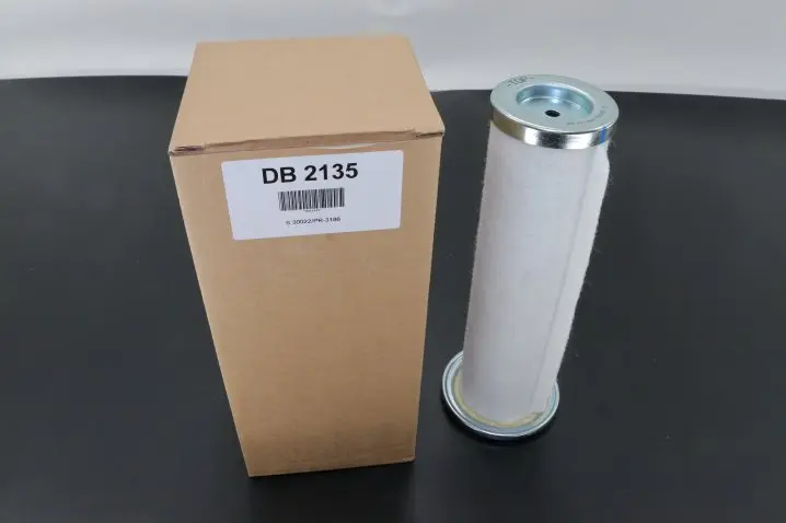 Produktfoto 1 von DB2135 air/oil separator element
