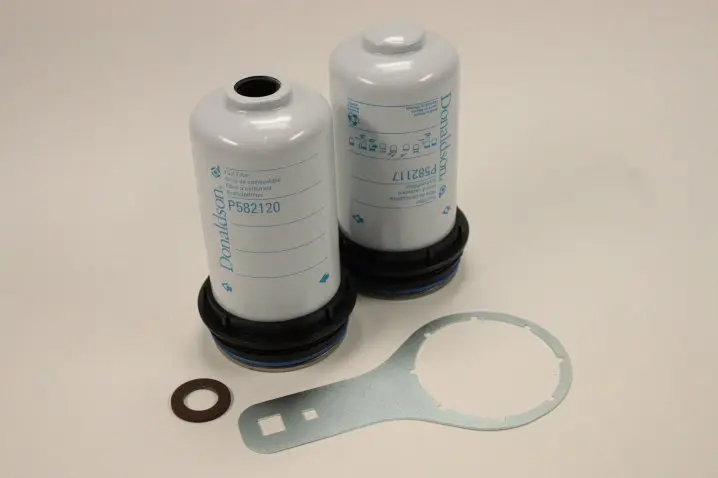 X220185 fuel filter spin-on (service kit)