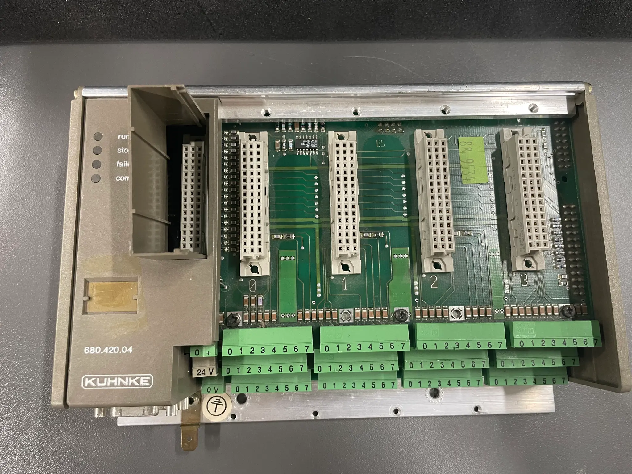 Produktfoto 1 von KUAX 680I V.24 SPS-Controller 680.420.04
