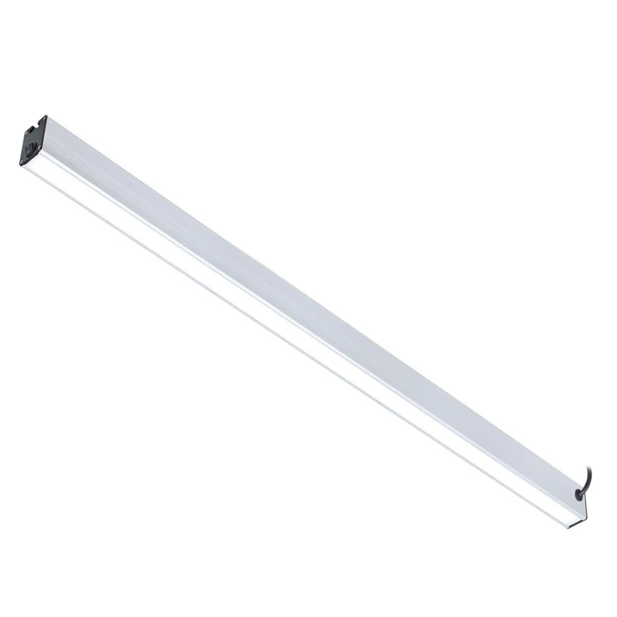 Produktfoto 1 von PROFILED AC, 1500mm, Netzstecker und 3m Anschlussleitung, Abdeckung Mikroprismen, 100°, ~39W, 120-277V AC