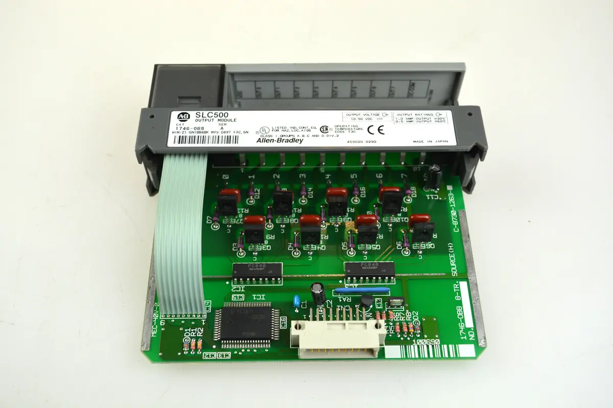 Produktfoto 1 von Allen-Bradley 1746-OB8