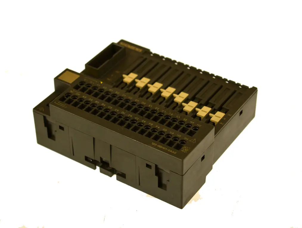 Produktfoto 1 von Siemens 6ES7120-0BH01-0AA0