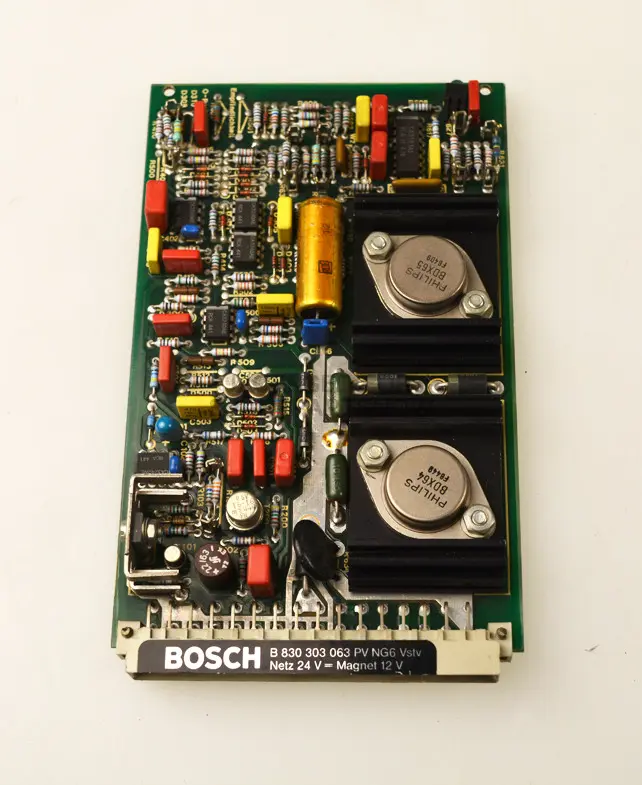 Produktfoto 1 von Bosch B830303063PV NG6