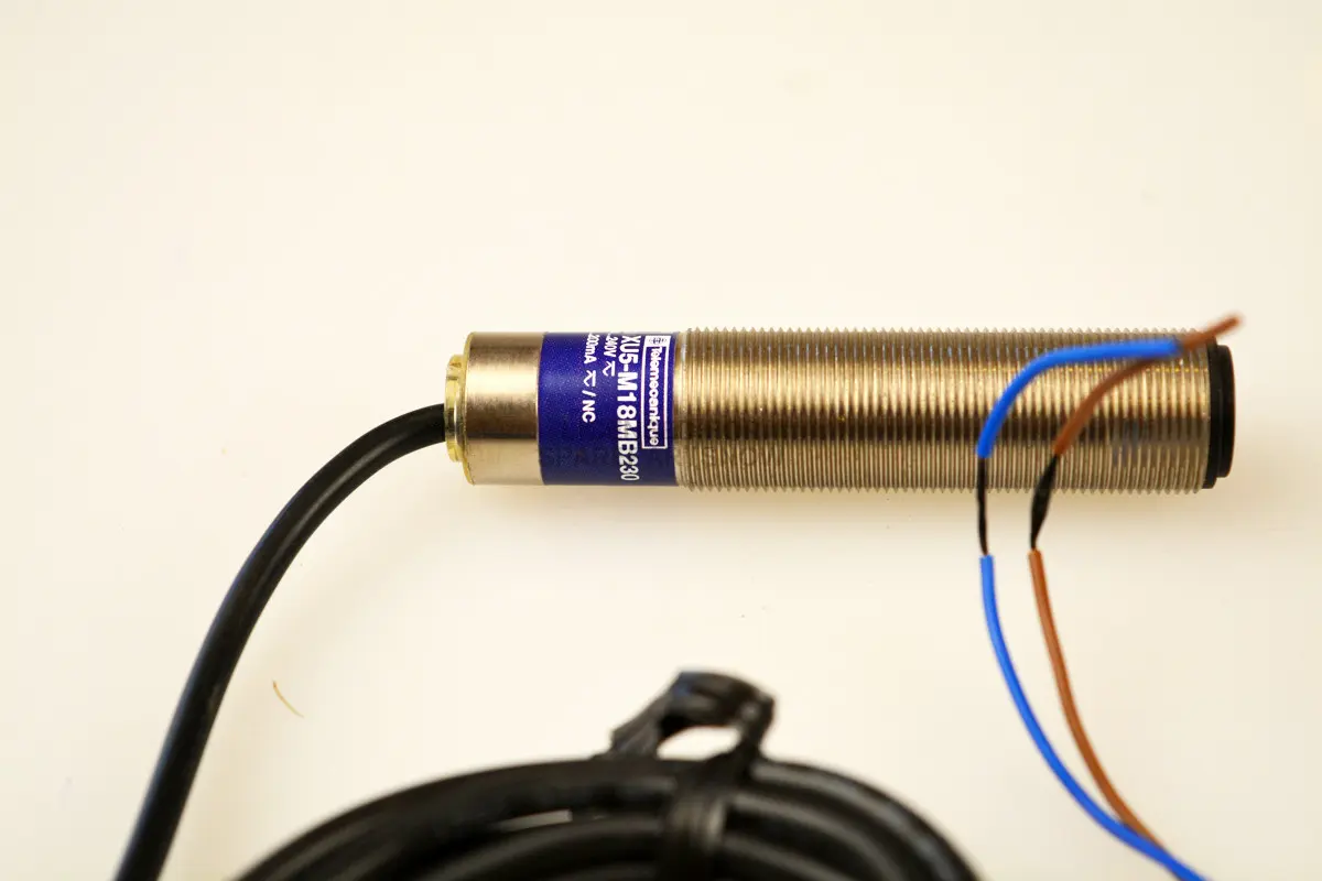 Produktfoto 1 von Telemecanique XU5M18MB230