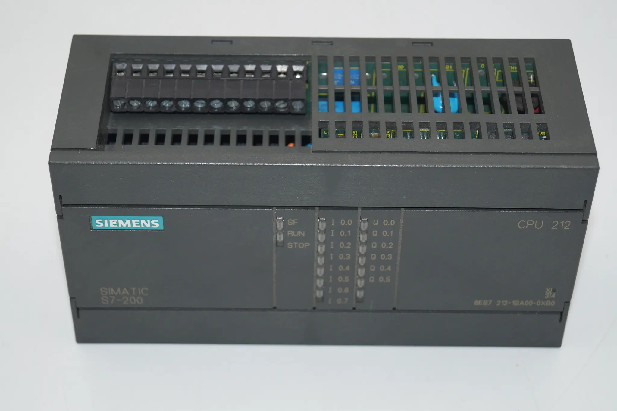 Produktfoto 1 von Siemens 6ES7 212-1BA00-0XB0 CPU 212 6ES7212-1BA00-0XB0