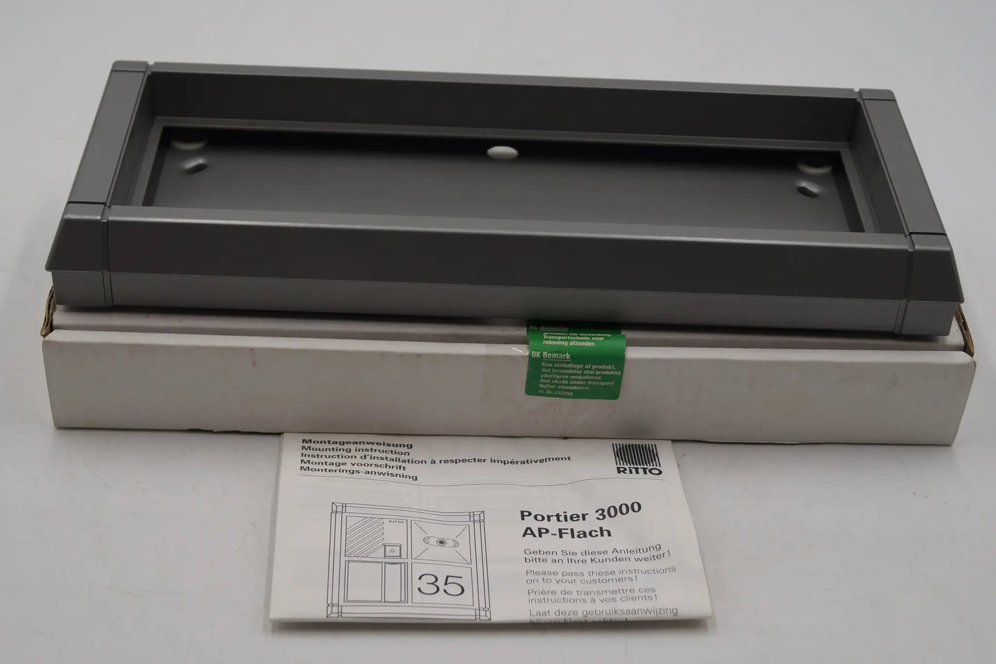 Produktfoto 1 von Ritto 5803/10 Rahmen 3 fach Aufputz