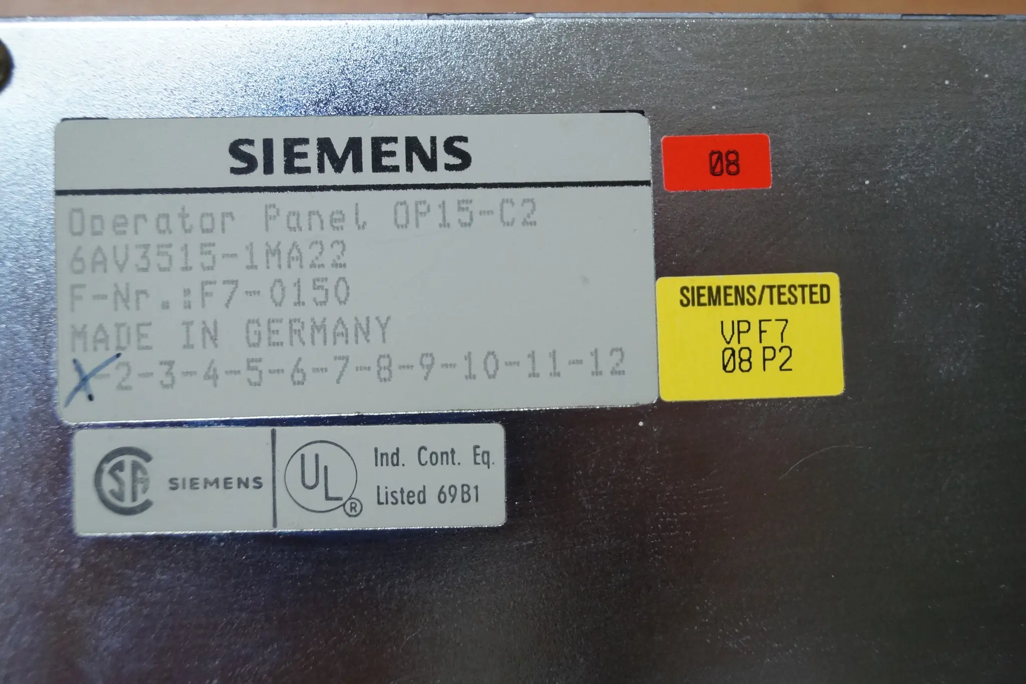 Produktfoto 1 von Siemens 6AV3515-1MA22  OP 15-C2 6AV3 515-1MA22