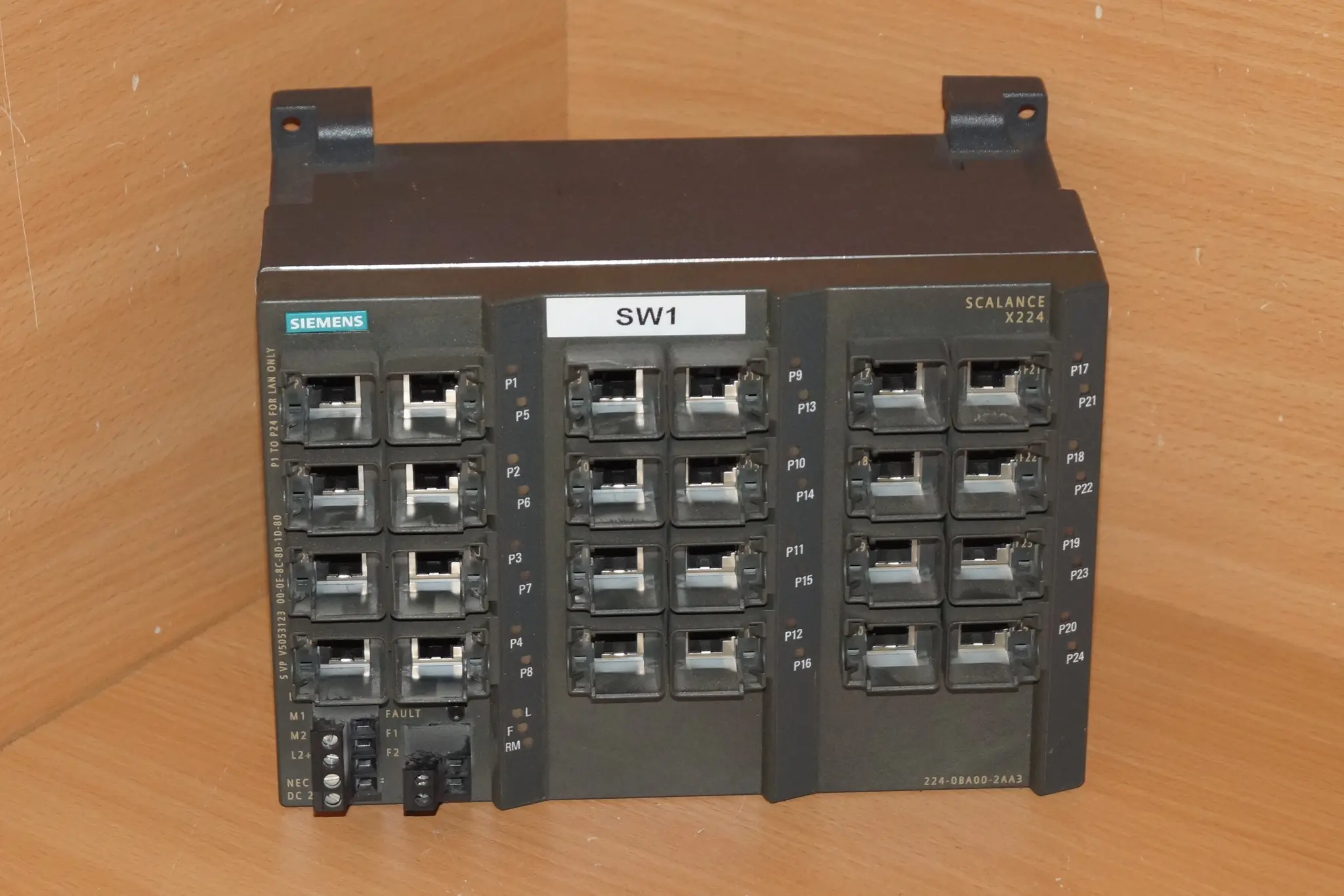 Produktfoto 1 von Siemens 6GK5224-0BA00-2AA3 Scalance X224, E-Stand: 3 V2.1