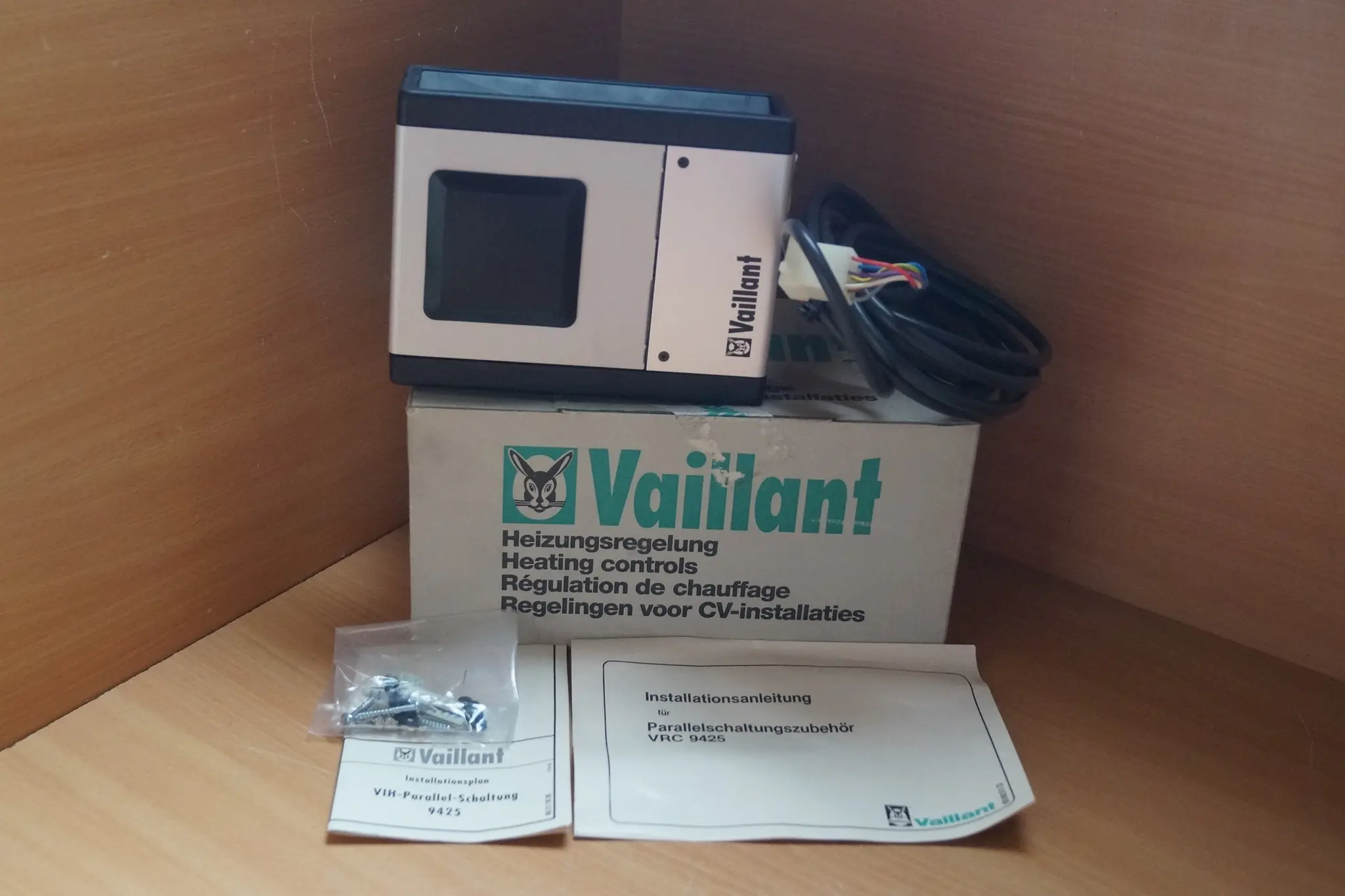 Produktfoto 1 von Vaillant Schaltkasten VRC 9425 Paralleschaltungszubehör