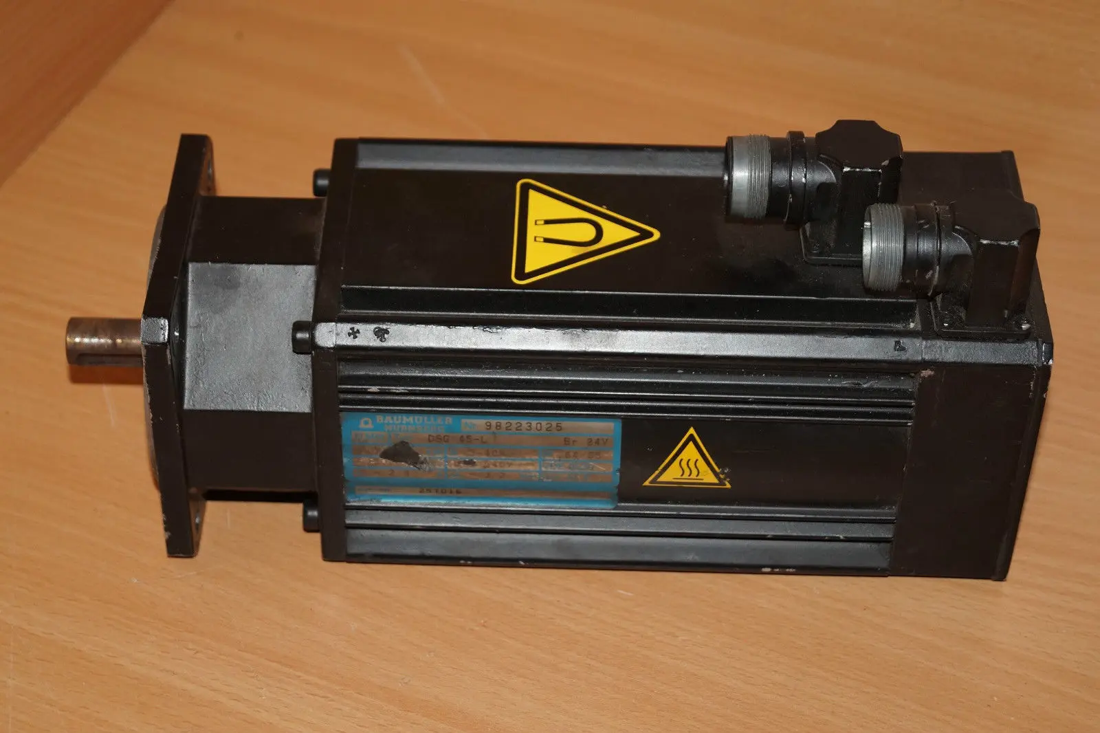Baumüller DSG 45-L Servomotor