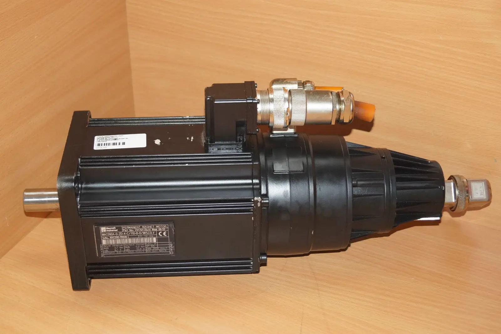 Produktfoto 1 von Indramat Rexroth Servomotor MAC090A-0-ZD-4-C/110-B-0/WI522LV