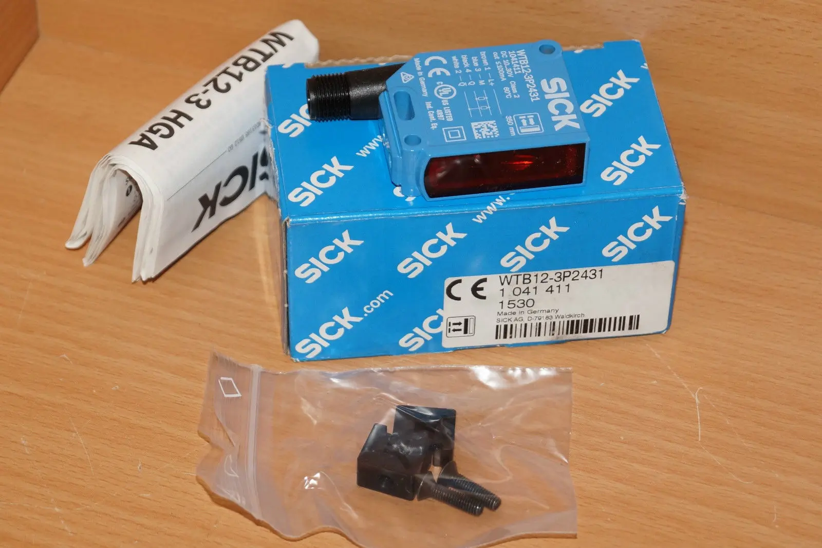 Produktfoto 1 von Sick Reflexions-Lichttaster WTB12-3P2431  NEU OVP