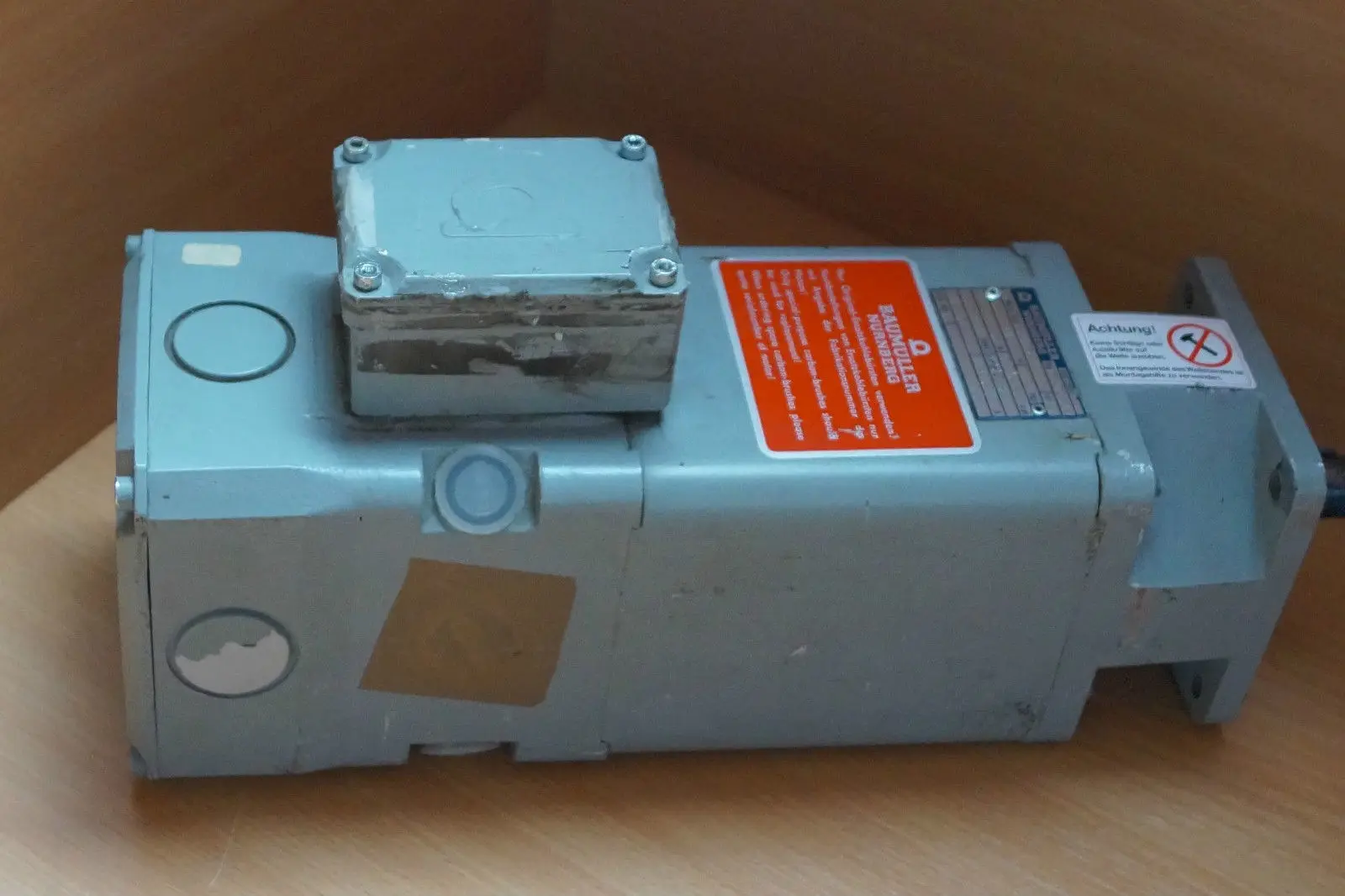 Produktfoto 1 von Baumueller GSF56-M2 Servo Motor