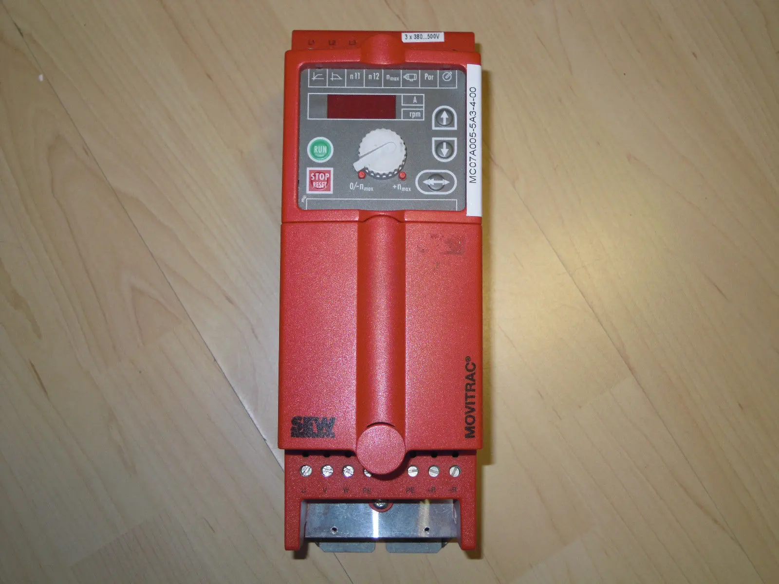 Produktfoto 1 von SEW EURODRIVE  MC07 A005-5A3-4-00  //   MC07A005-5A3-4-00