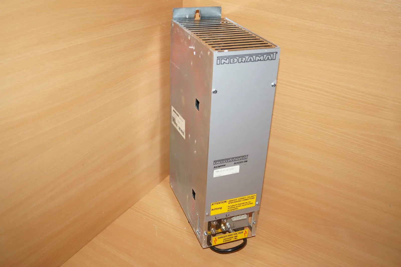 Produktfoto 1 von INDRAMAT TBM1.2-40 W1/220  Indramat AC Servo Bleeder NEU