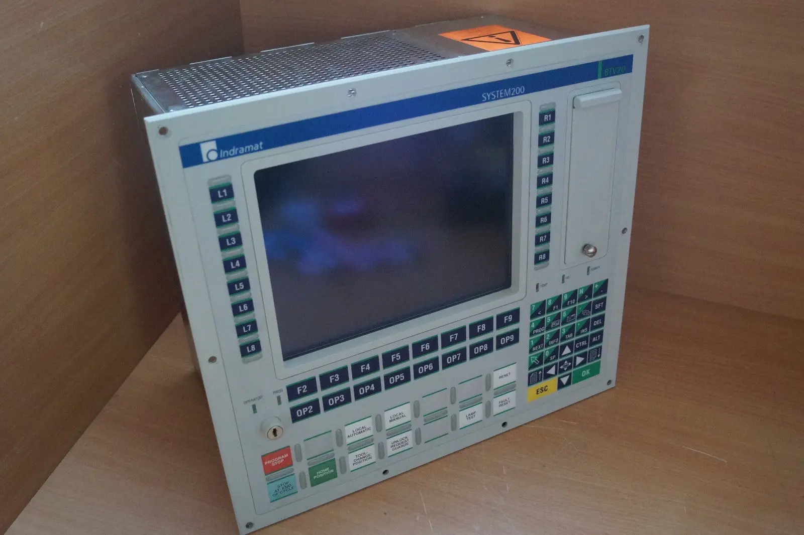 Produktfoto 1 von Indramat BTV 20.2SA-28B-10C-D-FW  System200
